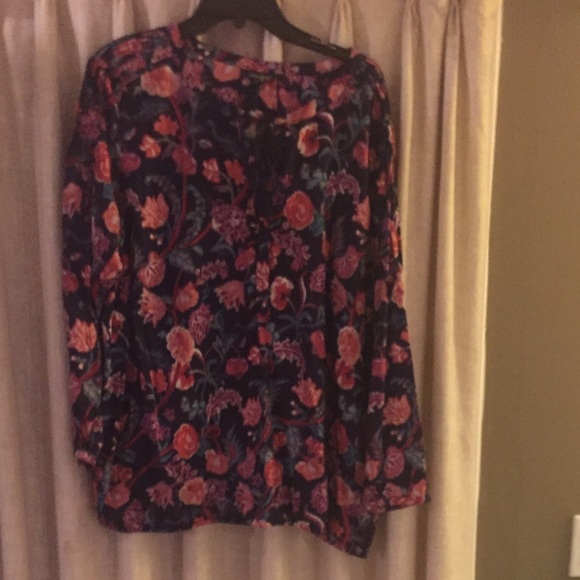 Lucky Brand Top Long Sleeve Floral Print - 2X NWT - Picture 3 of 5